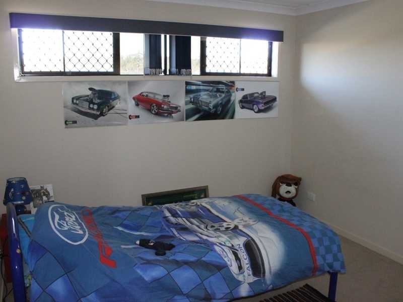 14 Alexandra Close, Flinders View QLD 4305
