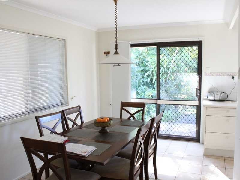 23 Dulcie Street, Raceview QLD 4305