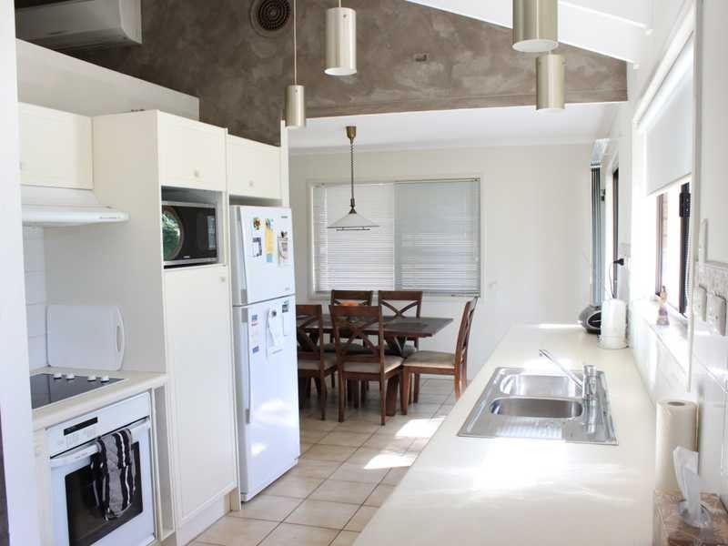 23 Dulcie Street, Raceview QLD 4305