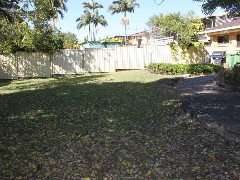 23 Dulcie Street, Raceview QLD 4305
