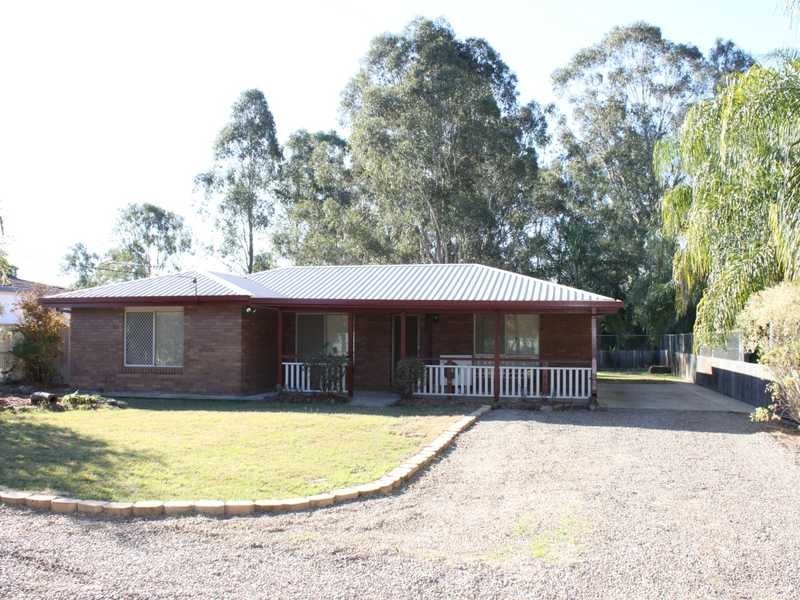 33 Ash Street, Yamanto QLD 4305
