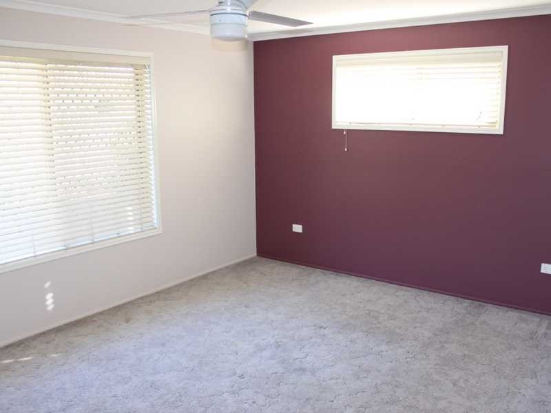 33 Ash Street, Yamanto QLD 4305