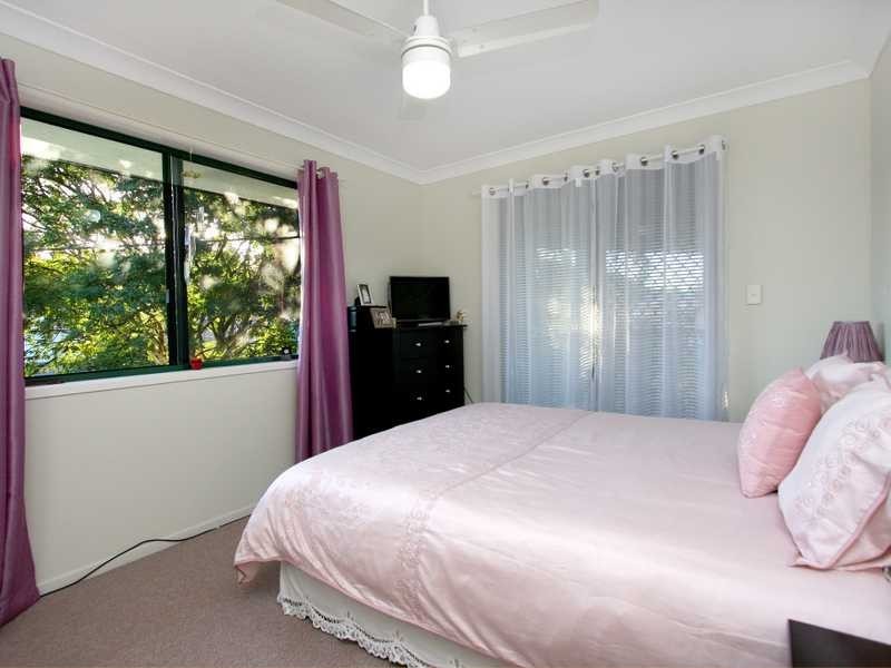 Unit 2/4 Toft Drive, Raceview QLD 4305