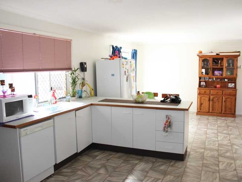 84 Equestrian Drive, Yamanto QLD 4305