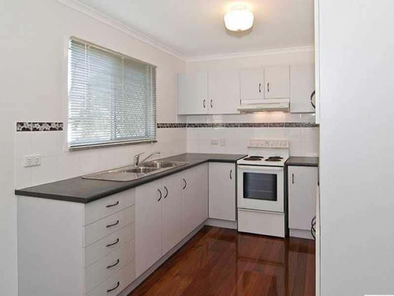 24 Lance Drive, Flinders View QLD 4305