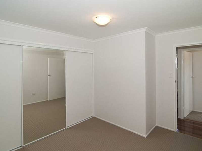 24 Lance Drive, Flinders View QLD 4305