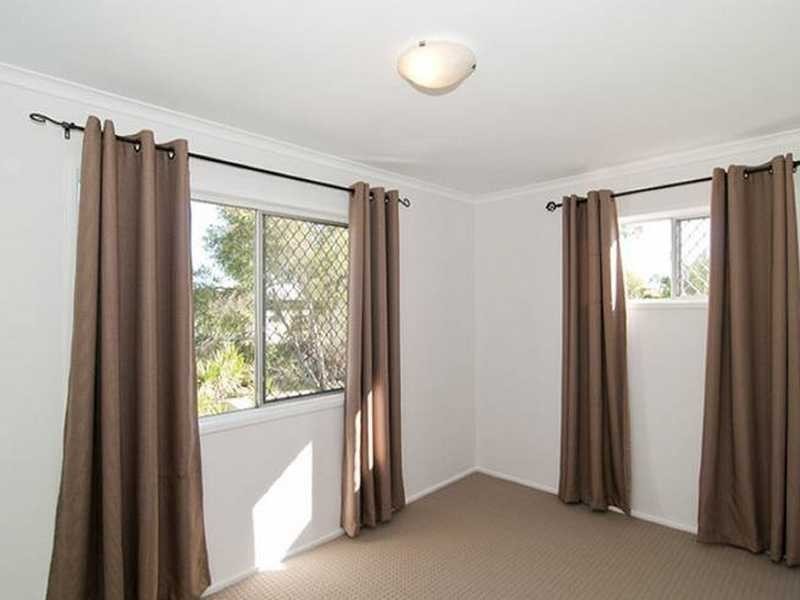 24 Lance Drive, Flinders View QLD 4305