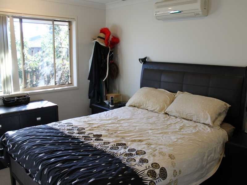 26 Scottsdale Street, Raceview QLD 4305