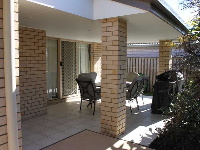 26 Scottsdale Street, Raceview QLD 4305