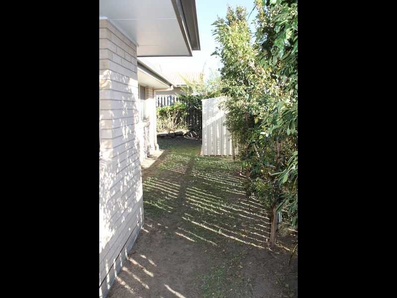 26 Scottsdale Street, Raceview QLD 4305