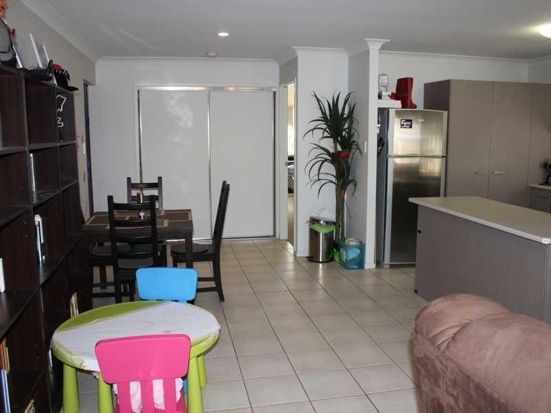 26 Scottsdale Street, Raceview QLD 4305