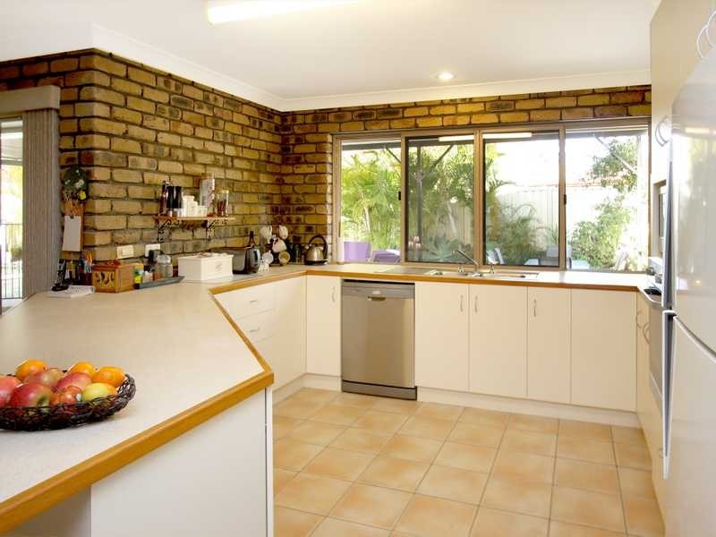 5 Tilbury Court, Yamanto QLD 4305