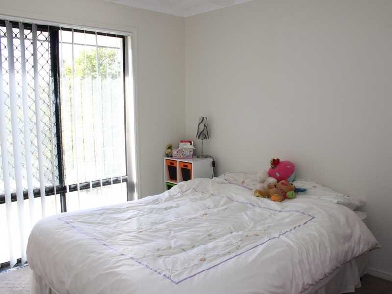 32 Lakeview Drive, Deebing Heights QLD 4306