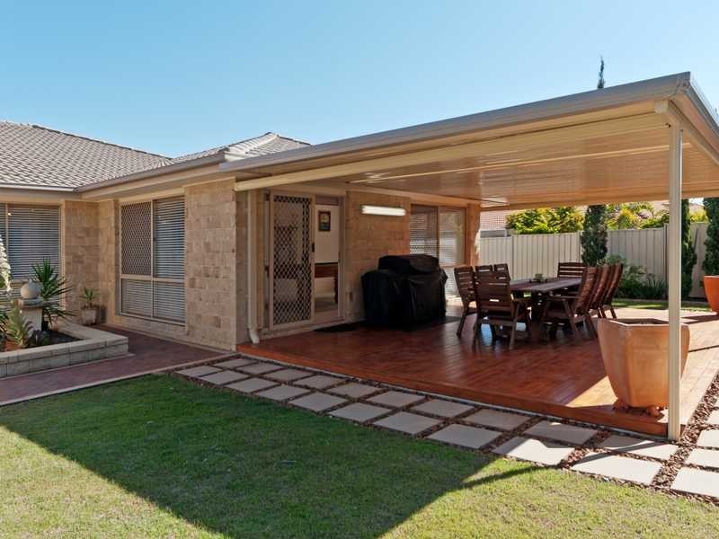 2 Bentley Court, Flinders View QLD 4305