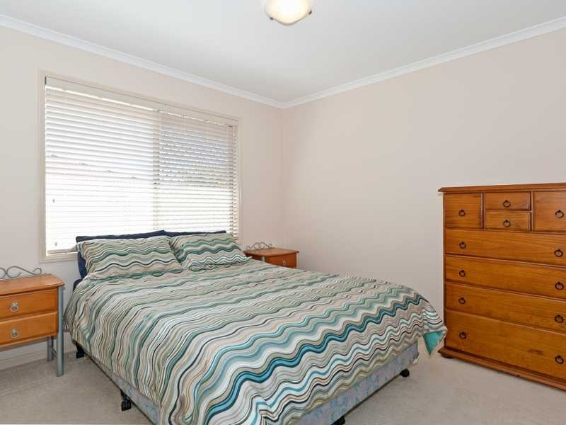 2 Bentley Court, Flinders View QLD 4305