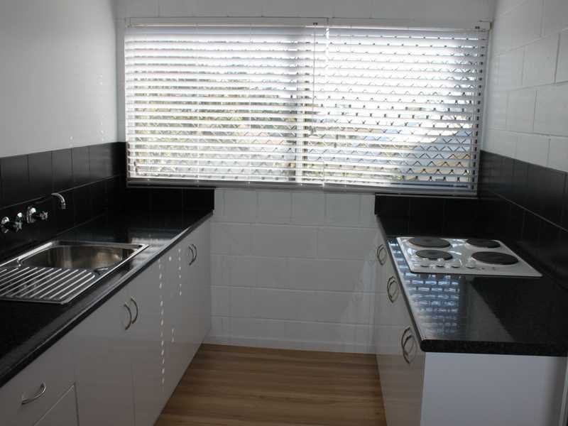 Unit 3/166 Blackstone Road, Silkstone QLD 4304