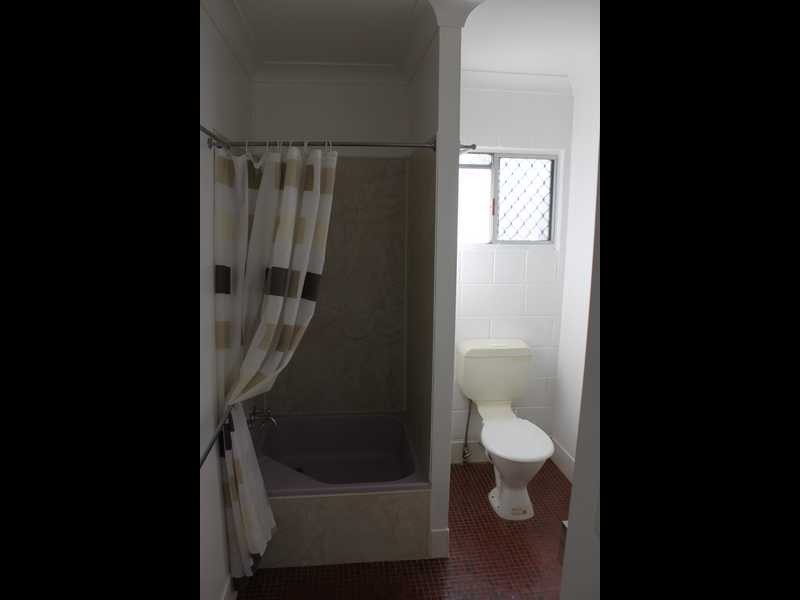 Unit 3/166 Blackstone Road, Silkstone QLD 4304