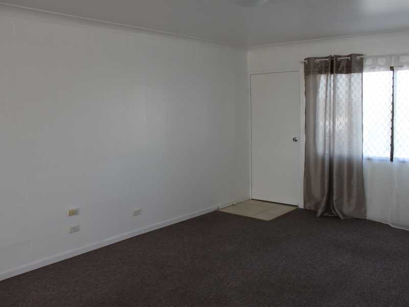 Unit 3/166 Blackstone Road, Silkstone QLD 4304