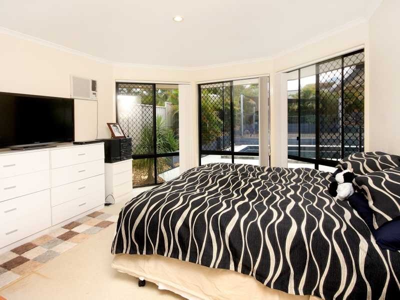 3 Alexandra Close, Flinders View QLD 4305
