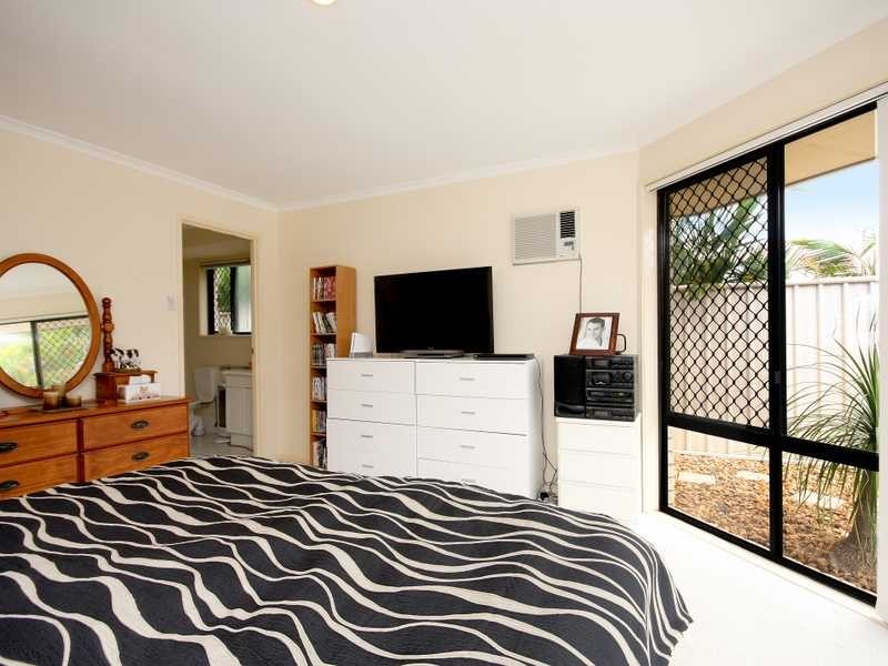 3 Alexandra Close, Flinders View QLD 4305