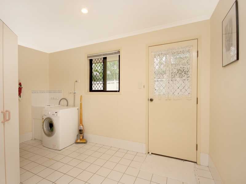 3 Alexandra Close, Flinders View QLD 4305