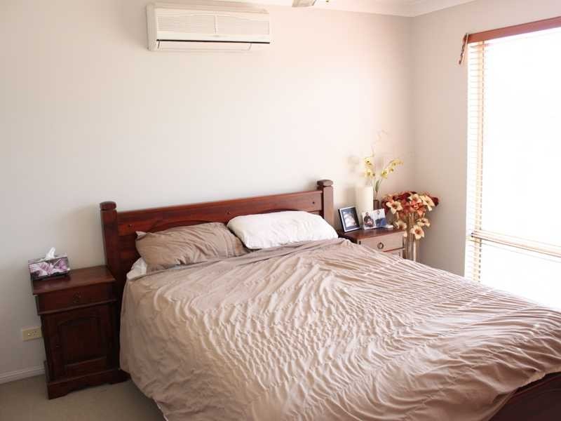 4 Pinkwood Court, Yamanto QLD 4305