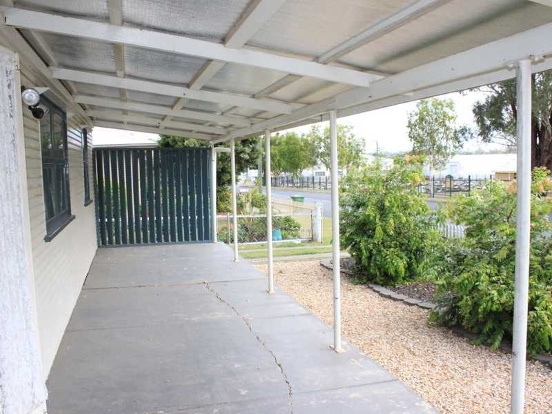 42 Briggs Road, Raceview QLD 4305