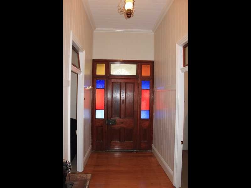 20 Thomas Street, Blackstone QLD 4304