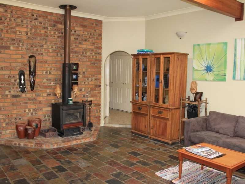 8 Nariah Court, Karana Downs QLD 4306