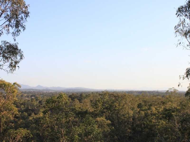 1169 Mt Crosby Rd, Karana Downs QLD 4306