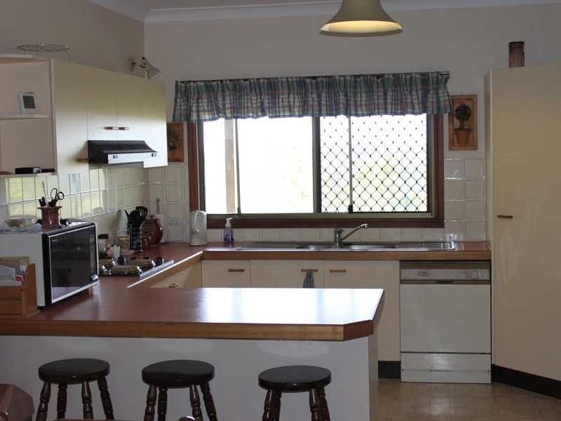 1169 Mt Crosby Rd, Karana Downs QLD 4306