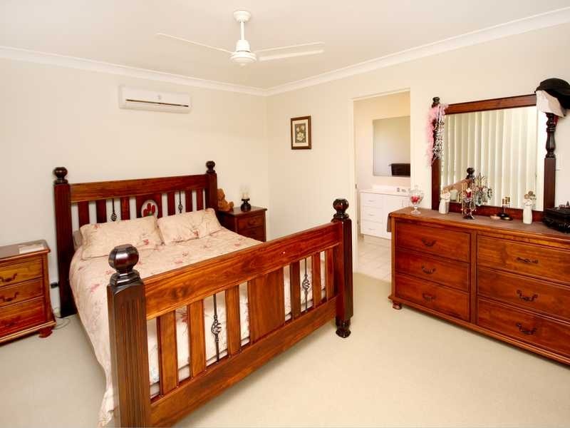 15 Waratah Court, Yamanto QLD 4305