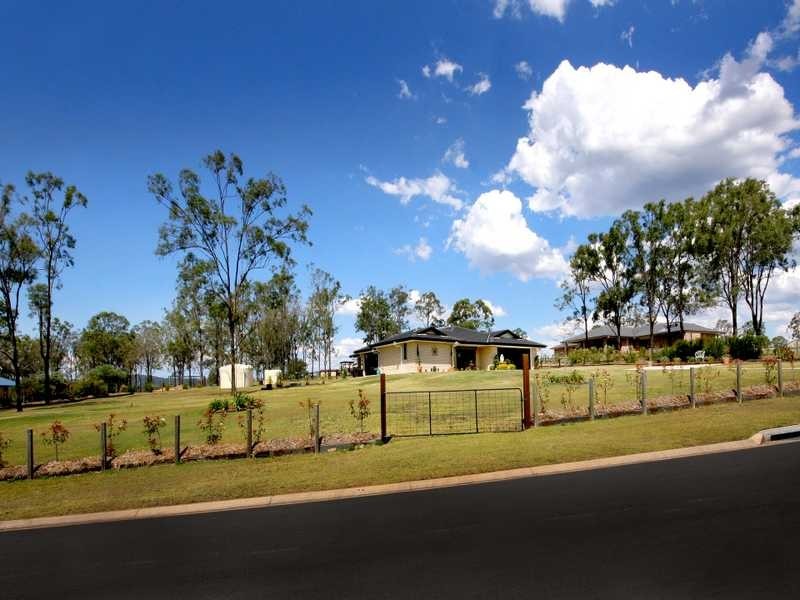 9 Thompson Court, Kensington Grove QLD 4341
