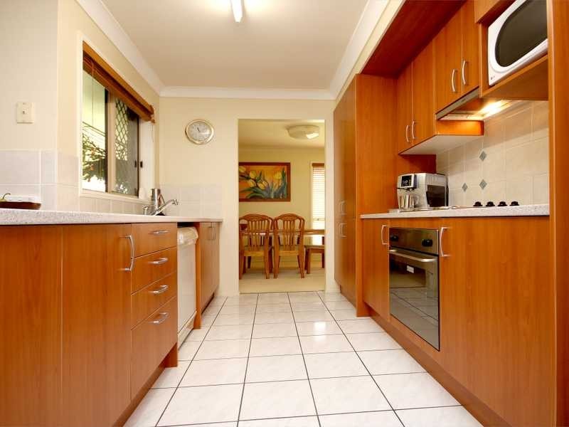 8 Kelso Close, Yamanto QLD 4305