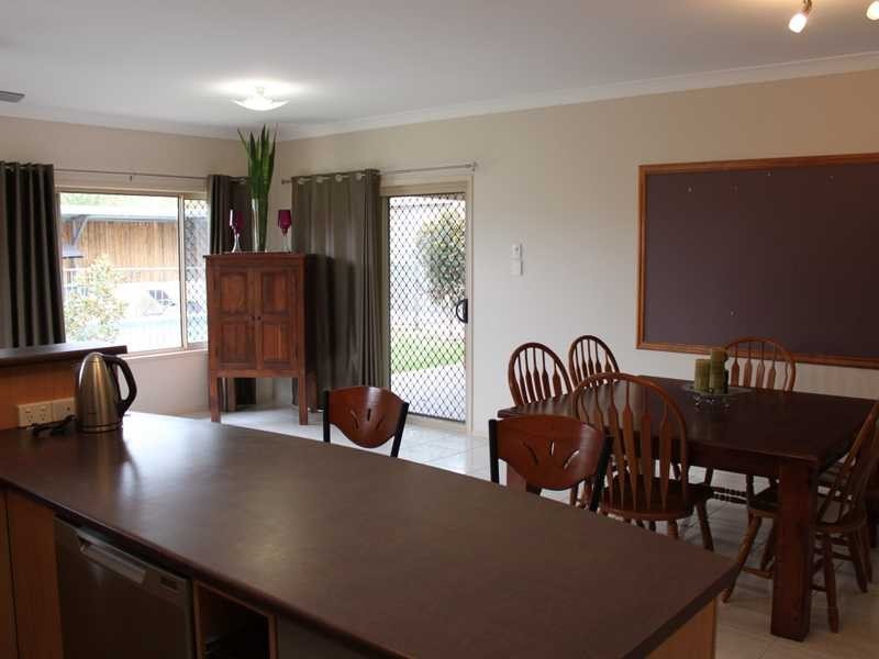 12 McQueen Court, Flinders View QLD 4305
