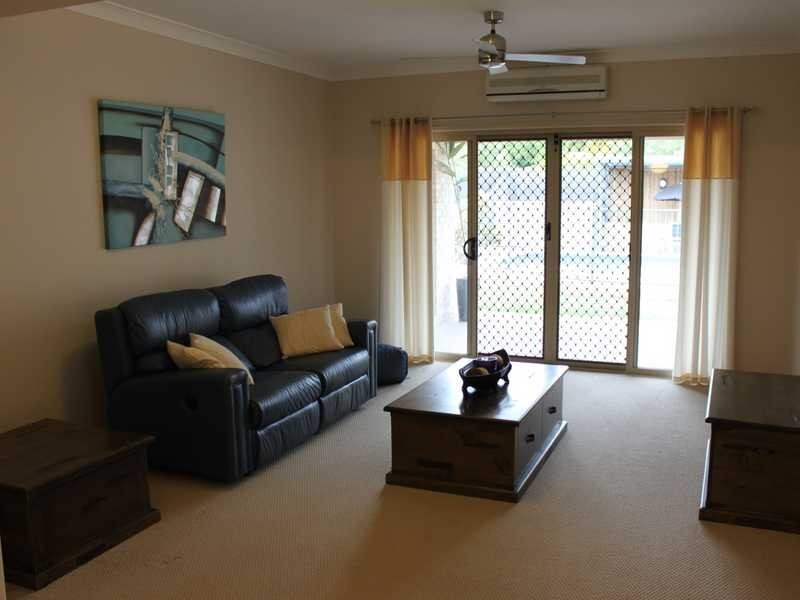 12 McQueen Court, Flinders View QLD 4305