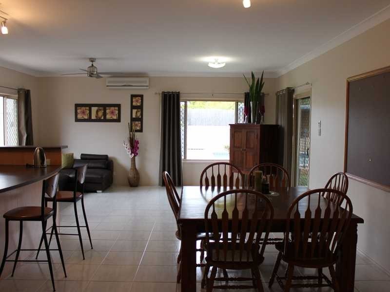 12 McQueen Court, Flinders View QLD 4305