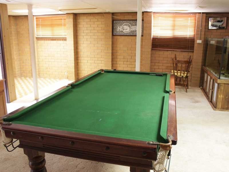 10 Geraldine Avenue, North Ipswich QLD 4305