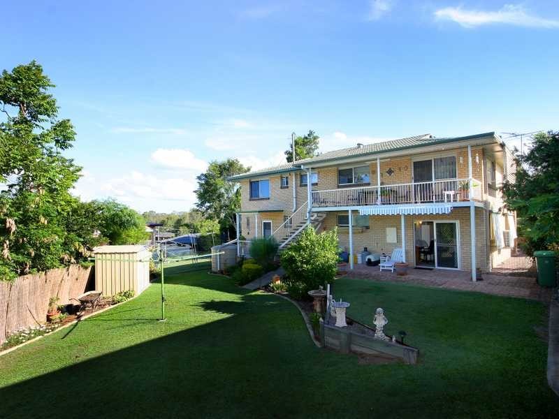 13 Olbern Crescent, Yamanto QLD 4305