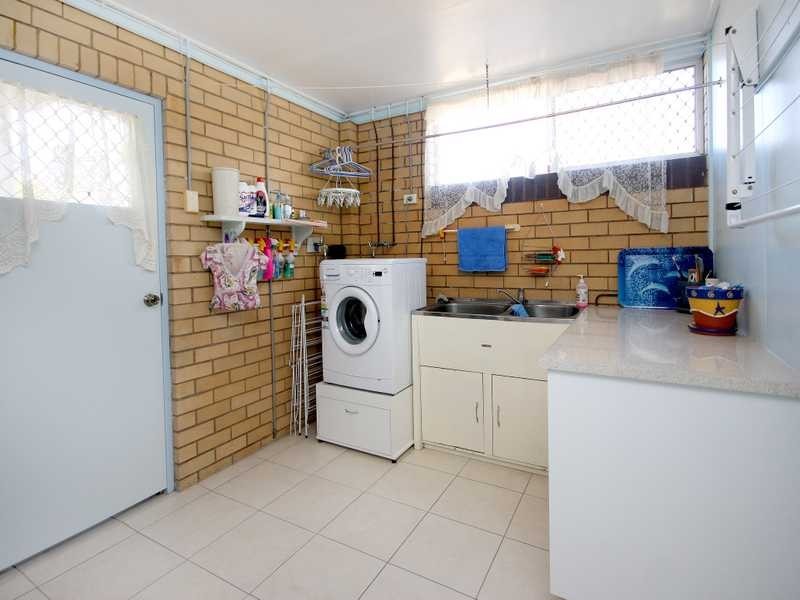 13 Olbern Crescent, Yamanto QLD 4305
