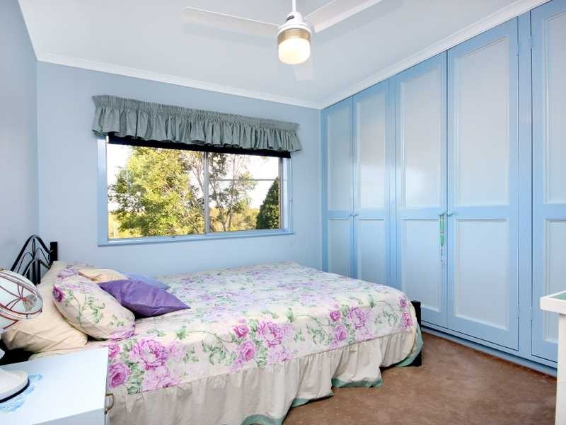 13 Olbern Crescent, Yamanto QLD 4305