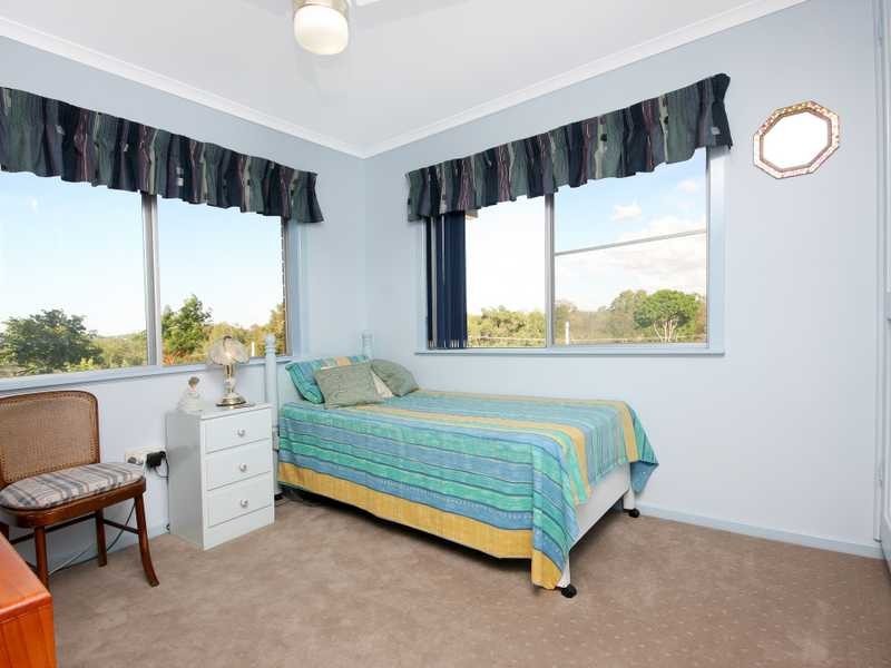 13 Olbern Crescent, Yamanto QLD 4305