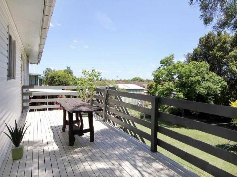 19 Gwendoline Street, Raceview QLD 4305