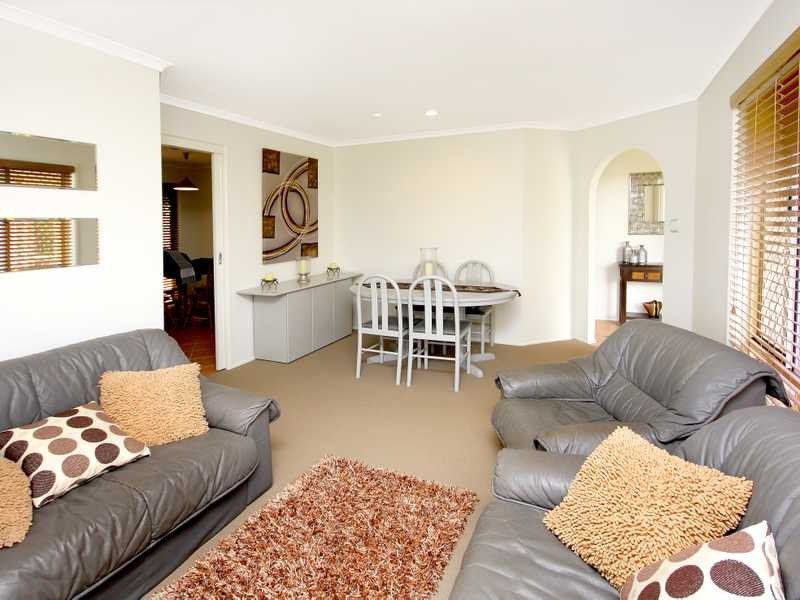 10 Sandalwood Drive, Yamanto QLD 4305