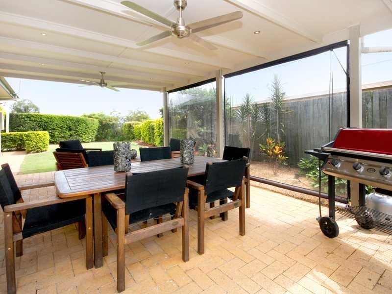 10 Sandalwood Drive, Yamanto QLD 4305