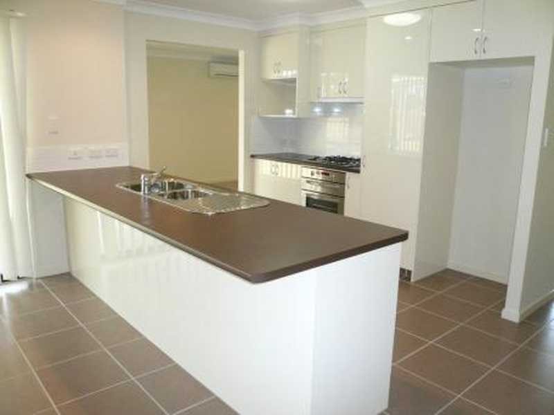 Flinders View QLD 4305