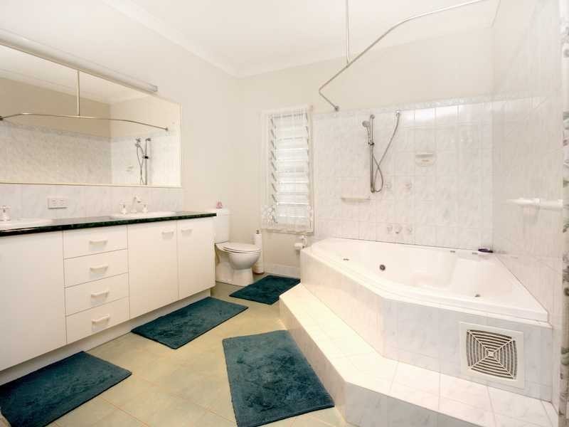 5 Kimberley Way, Flinders View QLD 4305