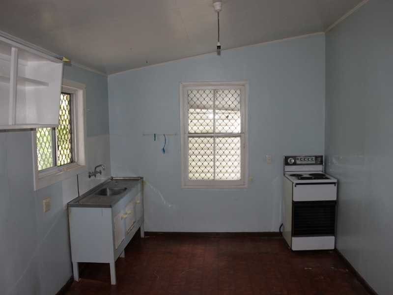 2 McLean Street, North Ipswich QLD 4305