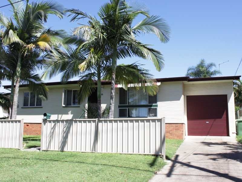 33 Raceview Street, Eastern Heights QLD 4305