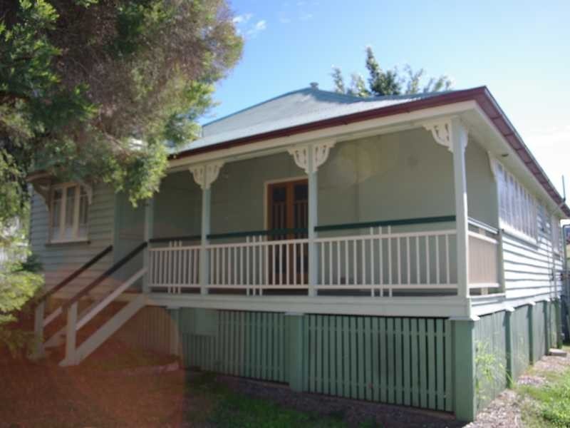 36 Liverpool Street, North Ipswich QLD 4305